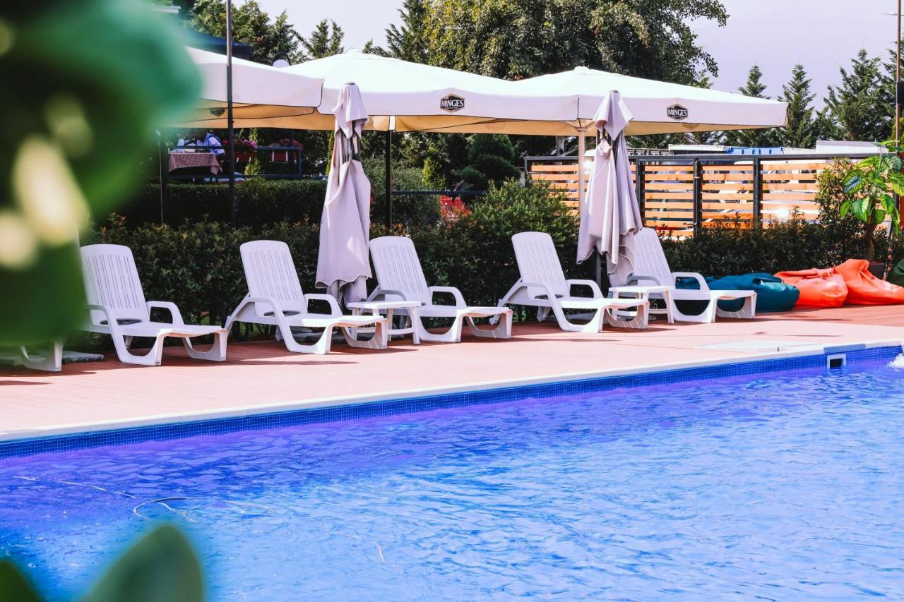 Nafron Hotel Prizren Ngoại thất bức ảnh