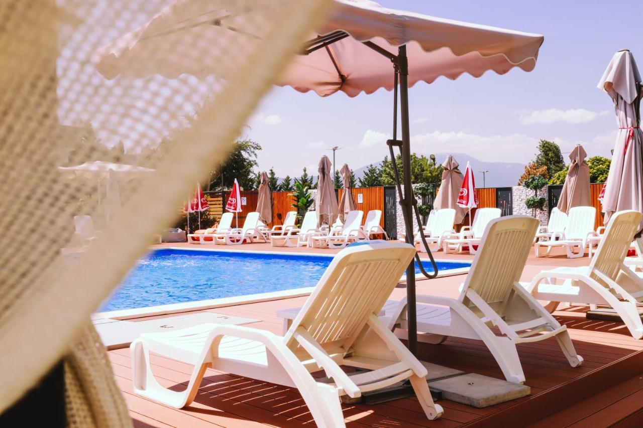 Nafron Hotel Prizren Ngoại thất bức ảnh