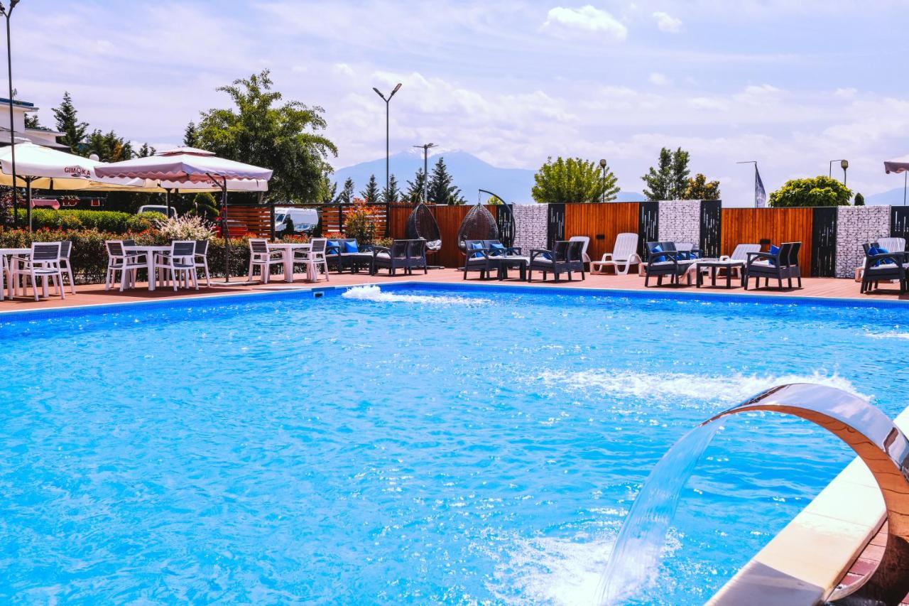 Nafron Hotel Prizren Ngoại thất bức ảnh