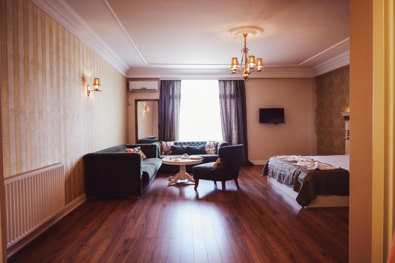 Nafron Hotel Prizren Ngoại thất bức ảnh