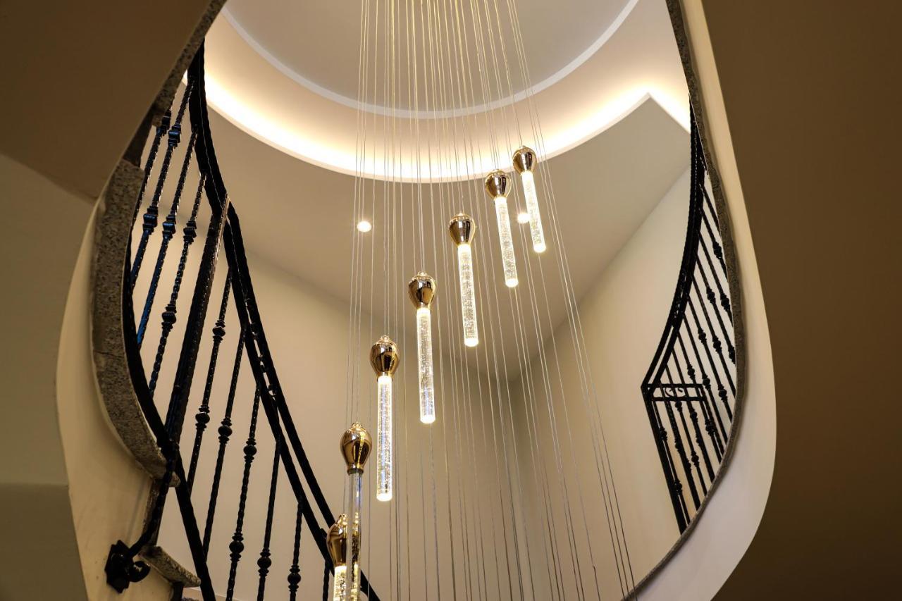 Nafron Hotel Prizren Ngoại thất bức ảnh