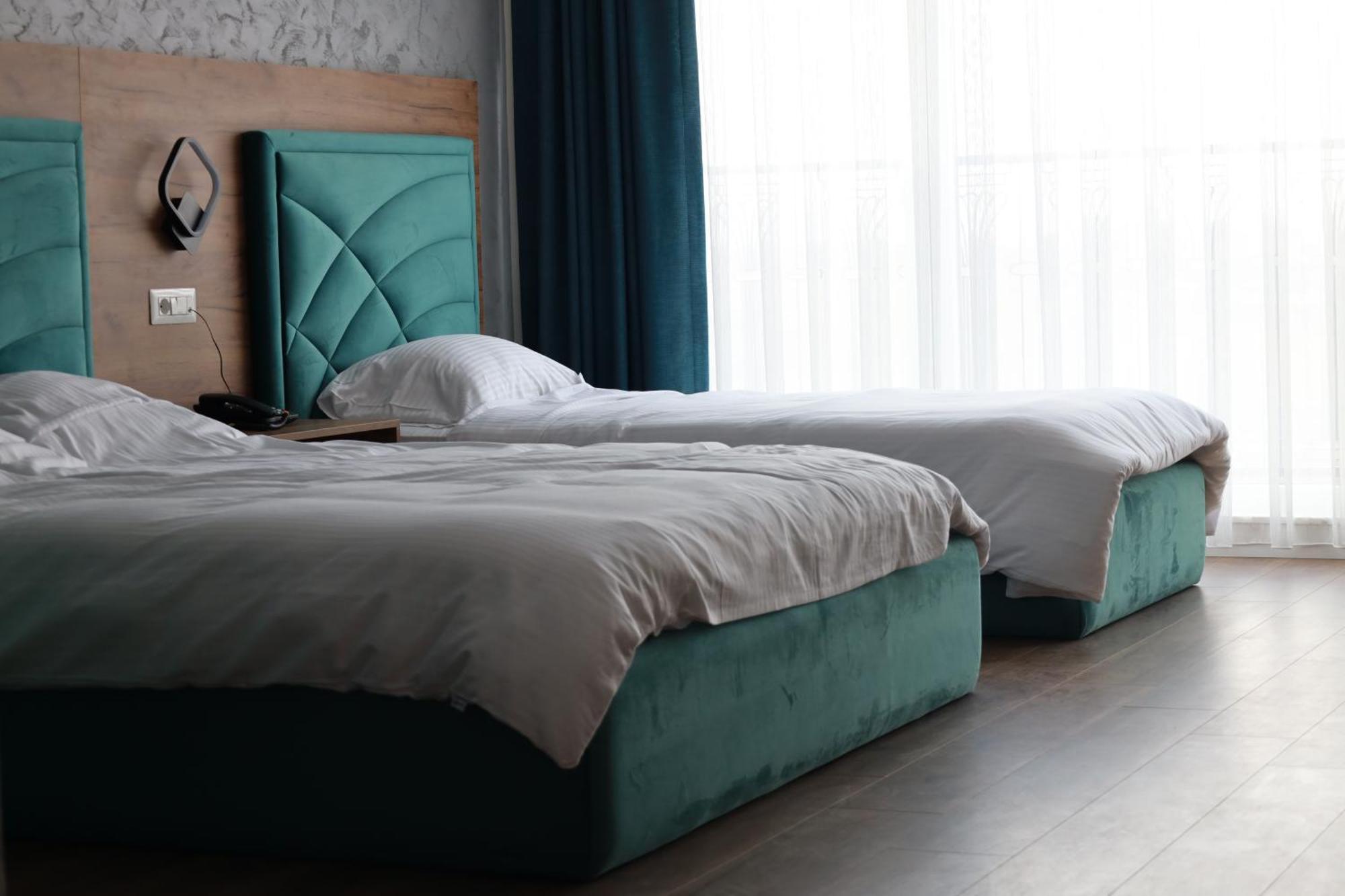 Nafron Hotel Prizren Ngoại thất bức ảnh